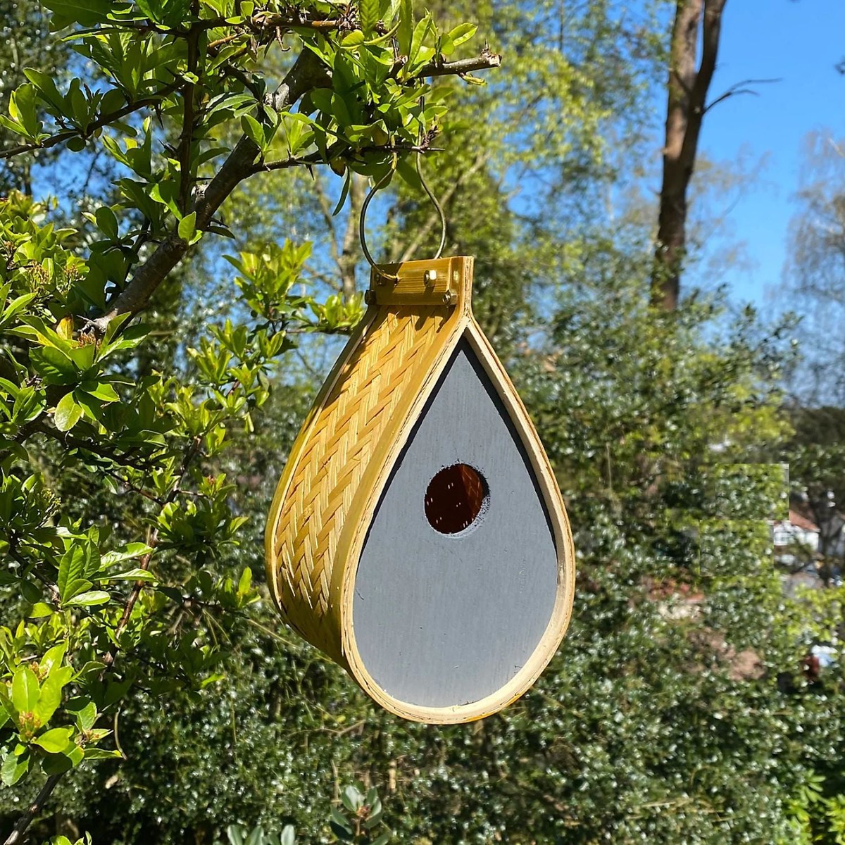 GreenKey Hanging Teardrop Bird Box