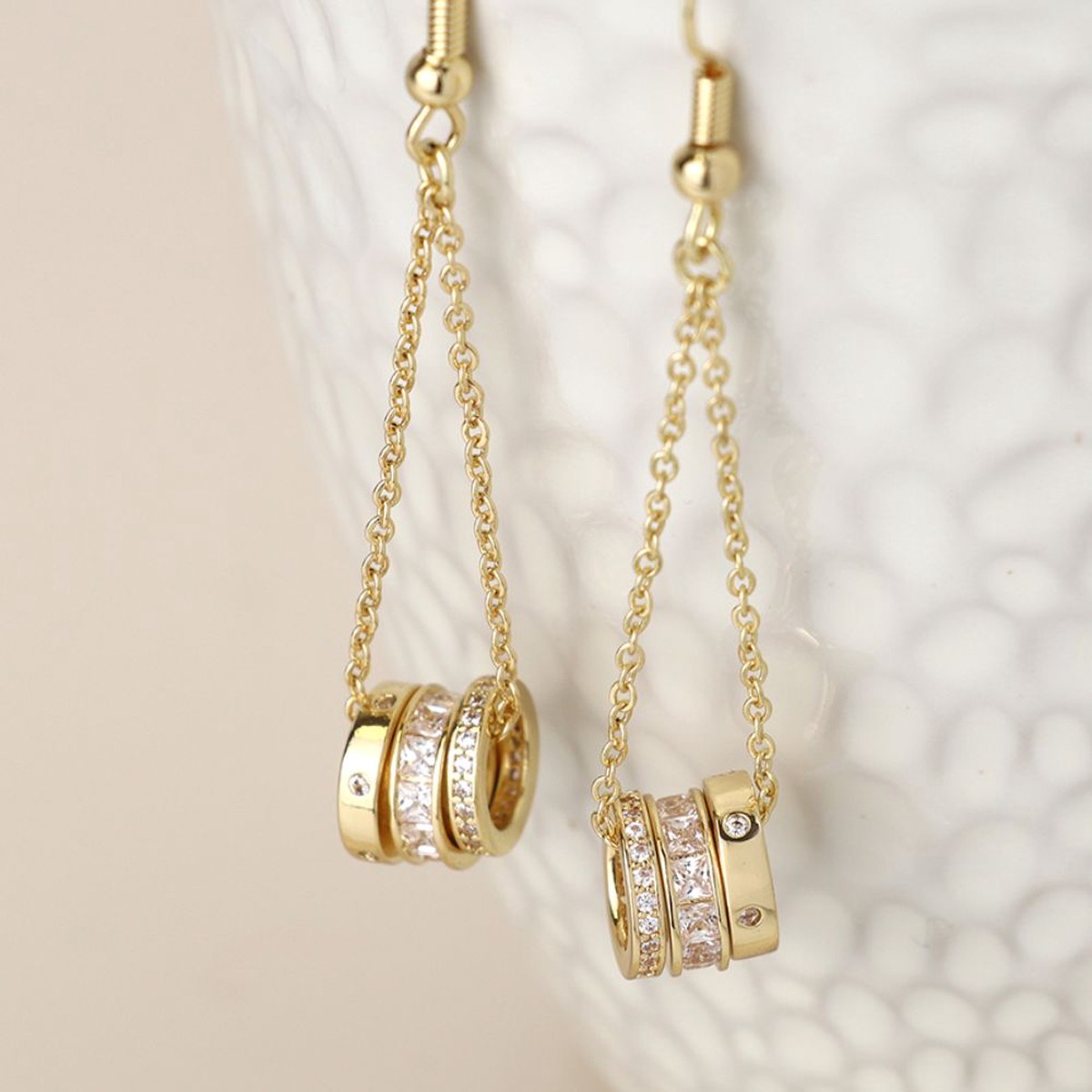 POM Golden Triple Crystal Rings And Chain Earrings